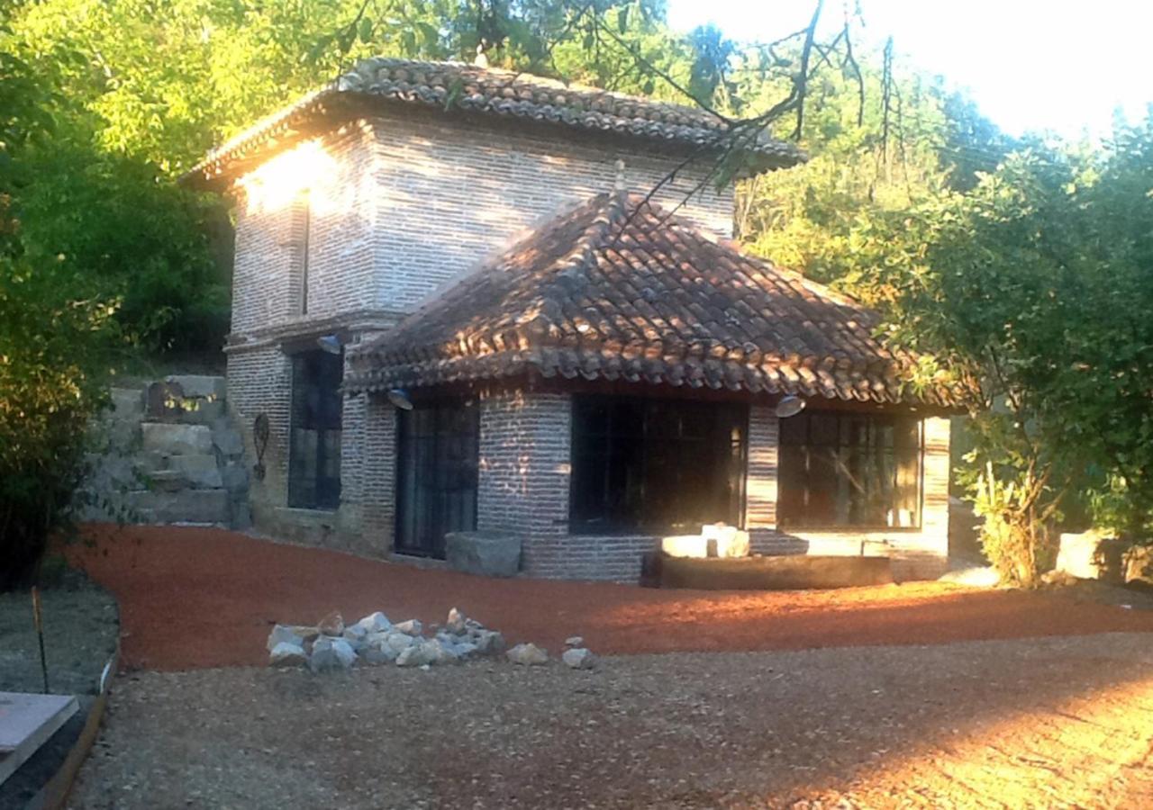 La Fermette Des Grains Dores Lafrancaise